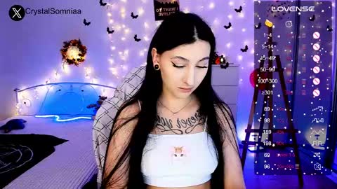 Snapshot of crystalsomnia chatting on 12-07-24, 06:59 Sasha    Make me moan with patterns   good music here  online show from 12-07-24, 06:59