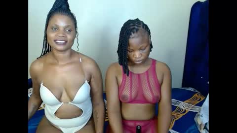 crystalxebony online show from 03-05-26, 04:19