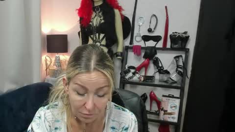 CrystalHotty online show from 05-07-26, 04:40