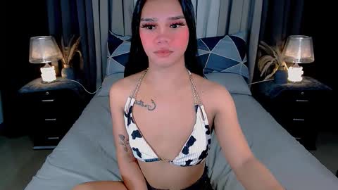 Snapshot of crytastal_lust1212 chatting on 09-28-25, 09:58 bea takashi  online show from 09-28-25, 09:58
