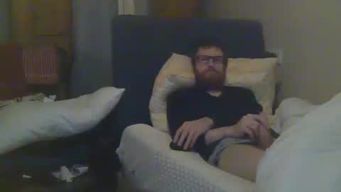 Snapshot of cs014g8493 chatting on 12-06-24, 03:08 chris online show from 12-06-24, 03:08