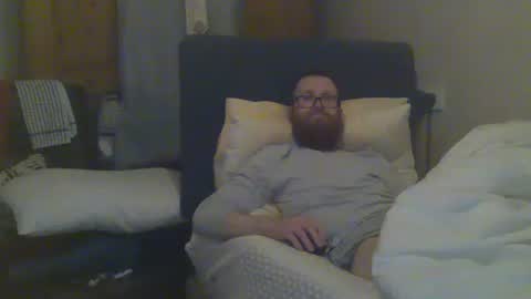 Snapshot of cs014g8493 chatting on 02-08-25, 03:30 chris online show from 02-08-25, 03:30