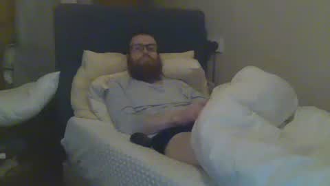 Snapshot of cs014g8493 chatting on 03-04-25, 12:07 chris online show from 03-04-25, 12:07