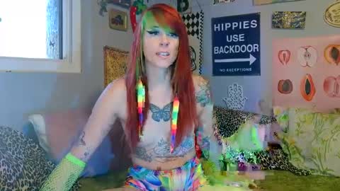 Snapshot of cu2sly chatting on 09-24-25, 05:16 online show from 09-24-25, 05:16