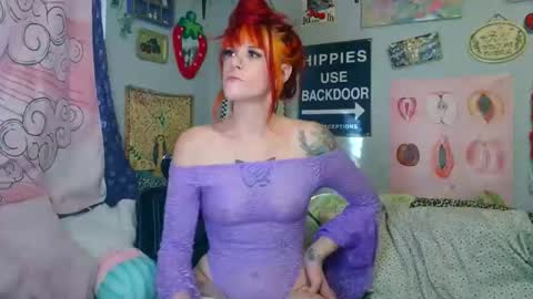 Snapshot of cu2sly chatting on 10-30-25, 09:59 online show from 10-30-25, 09:59