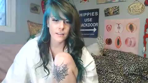 Snapshot of cu2sly chatting on 01-10-26, 08:10 online show from 01-10-26, 08:10