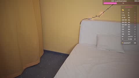 Snapshot of cuddlings chatting on 12-17-24, 03:49 Mimiher 43 Asahim 32 online show from 12-17-24, 03:49