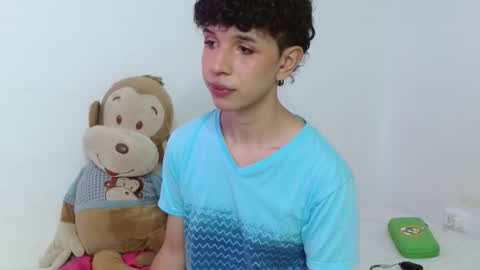 Cuddly online show from 12-14-25, 07:47