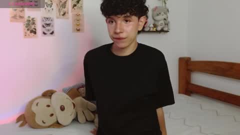 Cuddly online show from 04-21-26, 05:50