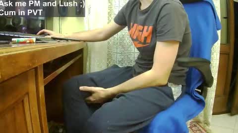 Leo online show from 10-31-25, 04:41