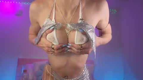 Snapshot of cult_barbie93 chatting on 02-22-25, 02:50 Cult Barbie online show from 02-22-25, 02:50