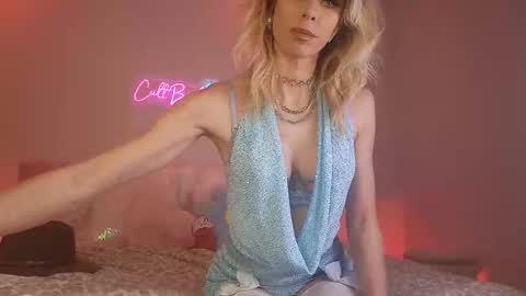 Snapshot of cult_barbie93 chatting on 09-14-25, 04:11 Cult Barbie online show from 09-14-25, 04:11