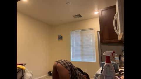 cum2charmxx online show from 09-27-25, 03:17