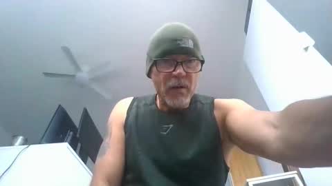 Snapshot of cum440055 chatting on 05-21-26, 06:09 cum440055 online show from 05-21-26, 06:09