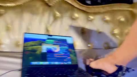 im KIM new girl to spoil online show from 09-19-25, 12:45