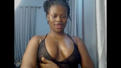 Snapshot of cum_ebony_petitxx chatting on 04-29-26, 06:39 cath online show from 04-29-26, 06:39