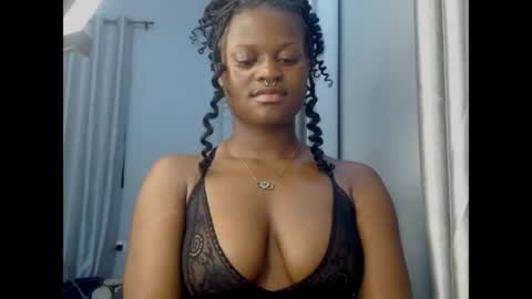 Snapshot of cum_ebony_petitxx chatting on 04-29-26, 05:30 cath online show from 04-29-26, 05:30