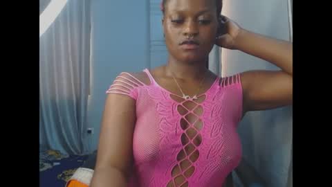 Snapshot of cum_ebony_petitxx chatting on 05-16-26, 10:36 cath online show from 05-16-26, 10:36