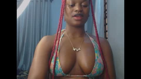Snapshot of cum_ebony_petitxx chatting on 05-19-26, 06:42 cath online show from 05-19-26, 06:42