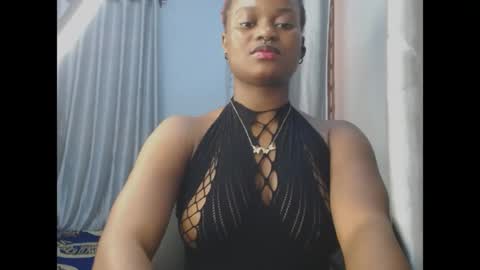 Snapshot of cum_ebony_petitxx chatting on 05-24-26, 06:40 cath online show from 05-24-26, 06:40