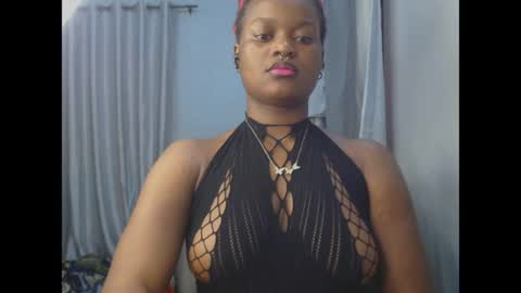 Snapshot of cum_ebony_petitxx chatting on 05-25-26, 06:30 cath online show from 05-25-26, 06:30