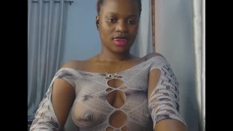 Snapshot of cum_ebony_petitxx chatting on 05-30-26, 07:16 cath online show from 05-30-26, 07:16
