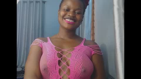 Snapshot of cum_ebony_petitxx chatting on 06-03-26, 02:33 cath online show from 06-03-26, 02:33