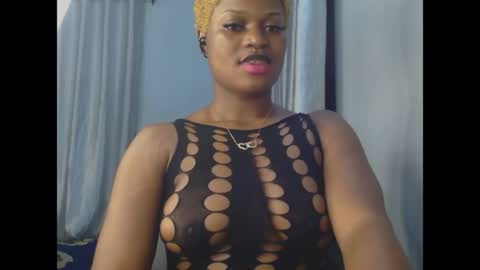 Snapshot of cum_ebony_petitxx chatting on 06-09-26, 06:58 cath online show from 06-09-26, 06:58