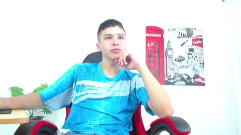 Snapshot of cumandres chatting on 09-30-25, 02:00 cumandres online show from 09-30-25, 02:00