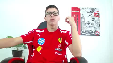 Snapshot of cumandres chatting on 10-04-25, 02:15 cumandres online show from 10-04-25, 02:15