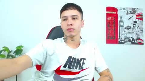 cumandres online show from 03-12-26, 03:51