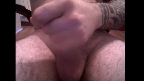 Snapshot of cumerforu20cm chatting on 11-28-25, 02:42 cumerforu20cm online show from 11-28-25, 02:42