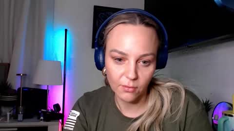 cumguzzlingskank online show from 03-16-26, 05:44
