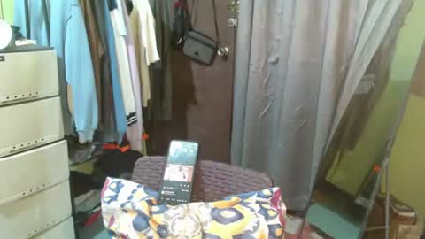 Snapshot of cumloader_ian4u chatting on 10-23-25, 06:28 IAN online show from 10-23-25, 06:28