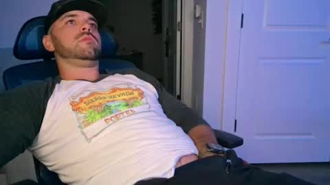 cummmg23 online show from 10-03-25, 05:15