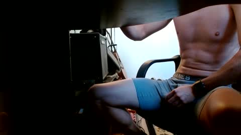 Snapshot of cumplaywithmeb chatting on 03-01-25, 07:26 cumplaywithmeb online show from 03-01-25, 07:26