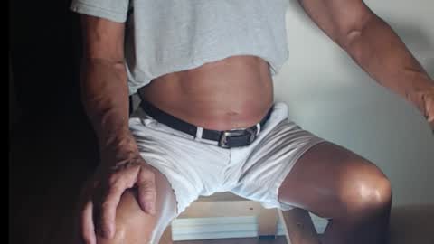 chattrbatr online show from 12-19-25, 11:39