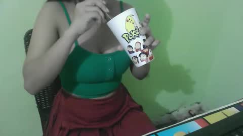 cumwhore4uxox online show from 12-03-25, 04:38