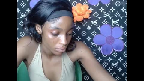 Snapshot of cupidxdoll chatting on 02-20-25, 11:32 cupidxdoll online show from 02-20-25, 11:32