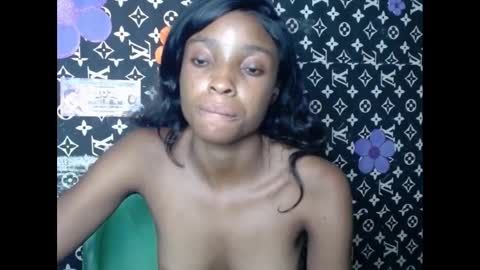 Snapshot of cupidxdoll chatting on 02-25-25, 04:03 cupidxdoll online show from 02-25-25, 04:03