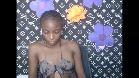 Snapshot of cupidxdoll chatting on 03-02-25, 11:18 cupidxdoll online show from 03-02-25, 11:18