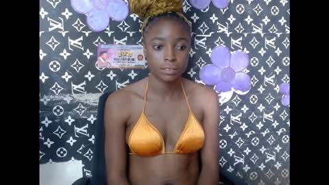 Snapshot of cupidxdoll chatting on 09-15-25, 01:11 cupidxdoll online show from 09-15-25, 01:11