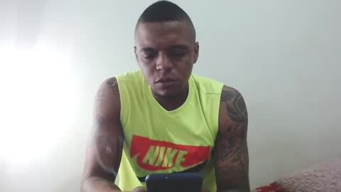 dominic and julieta... independent models online show from 12-04-24, 10:57