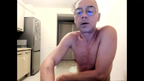 maria  alex online show from 12-16-24, 05:27