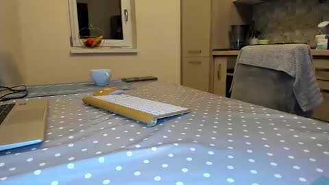 maria  alex online show from 11-27-25, 03:08