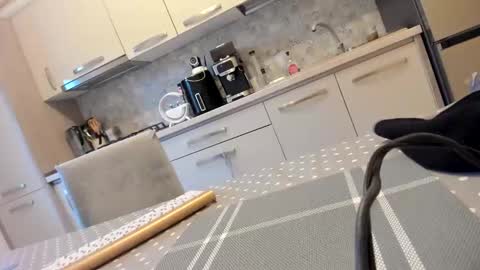 maria  alex online show from 01-15-26, 06:51