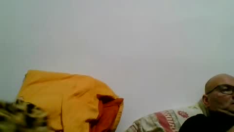 Snapshot of cuplu4346529860 chatting on 12-20-24, 07:28 couple online show from 12-20-24, 07:28