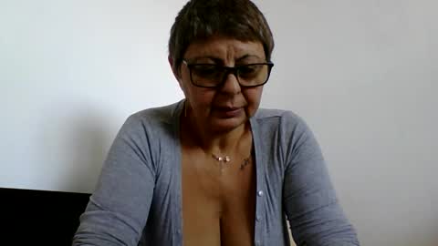 Snapshot of cuplu4346529860 chatting on 11-01-25, 08:49 couple online show from 11-01-25, 08:49