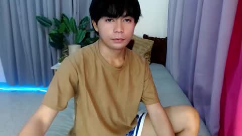 Xyrien online show from 04-18-26, 03:43