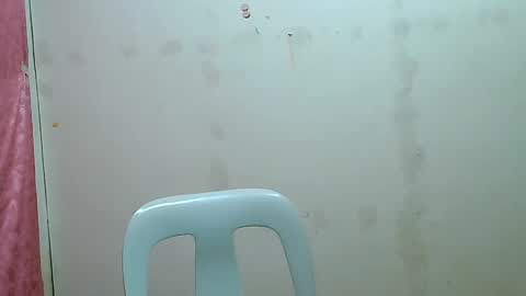 Snapshot of curious_girl247 chatting on 12-27-24, 10:34 curious_girl247 online show from 12-27-24, 10:34